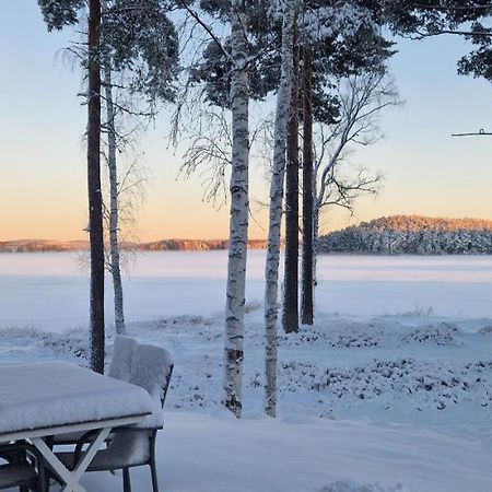 Lakeside Log Cabin Fraemby Udde Falun Kültér fotó