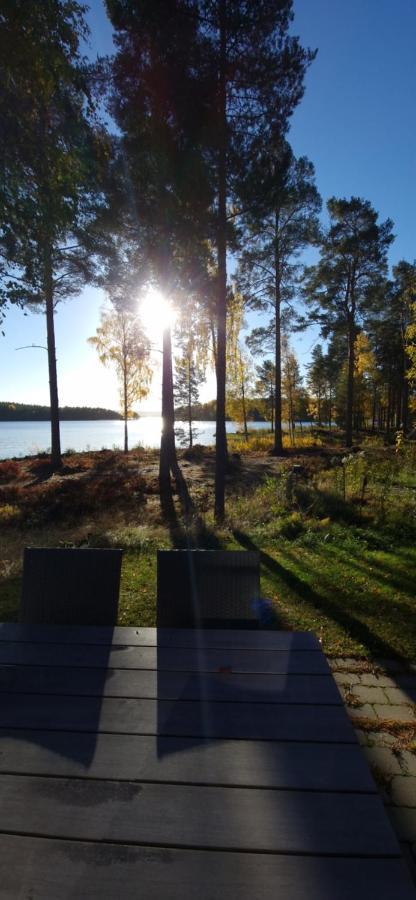 Lakeside Log Cabin Fraemby Udde Falun Kültér fotó